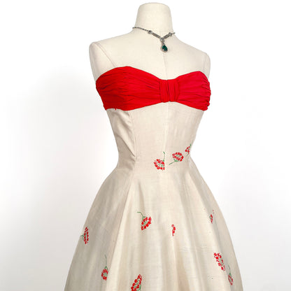 Stunning 1950s Cream Silk Gown with Red Chiffon Bodice by Jo Copeland / Waist 28