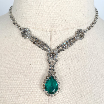 Vintage Emerald Green Rhinestone Necklace