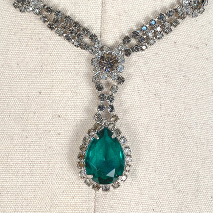 Vintage Emerald Green Rhinestone Necklace