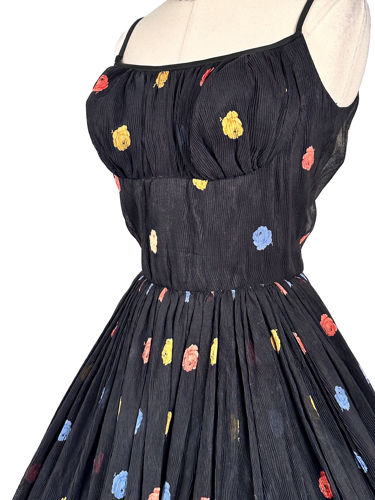 1950s Simply Sweet Mirco-Pleated Dress with Rose Print / Waist 26