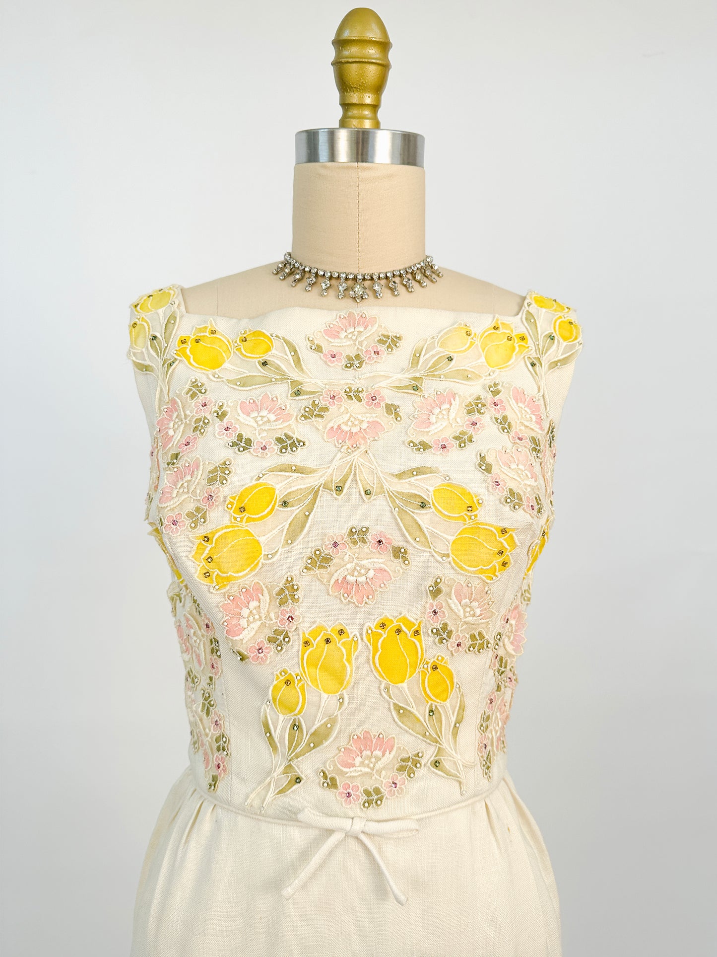 1950s Cream Linen Dress with Rhinestones and Floral Appliqués / Waist 28