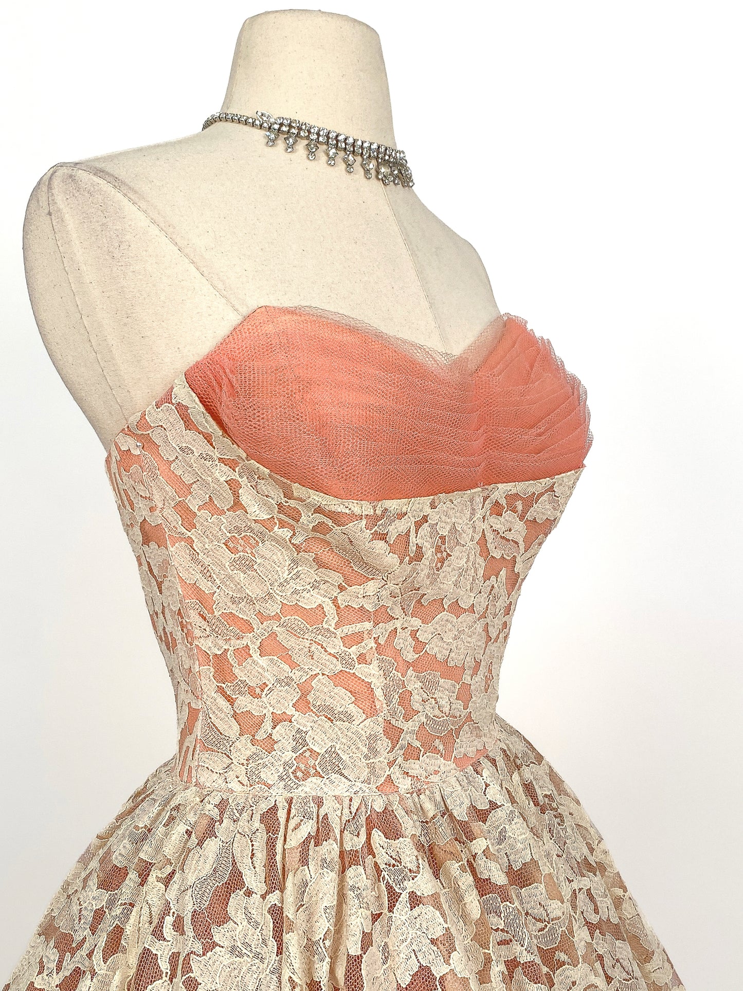 1950s Dreamy Lace & Tulle Party Dress / Waist 24