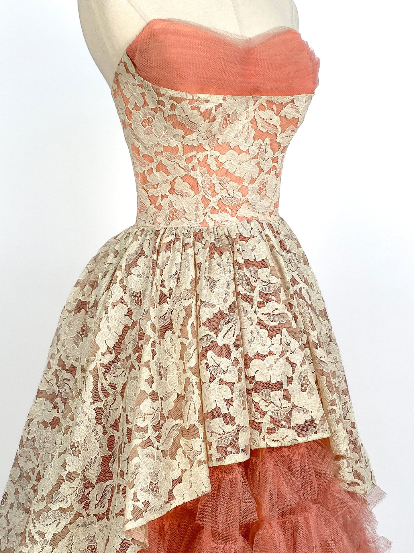 1950s Dreamy Lace & Tulle Party Dress / Waist 24