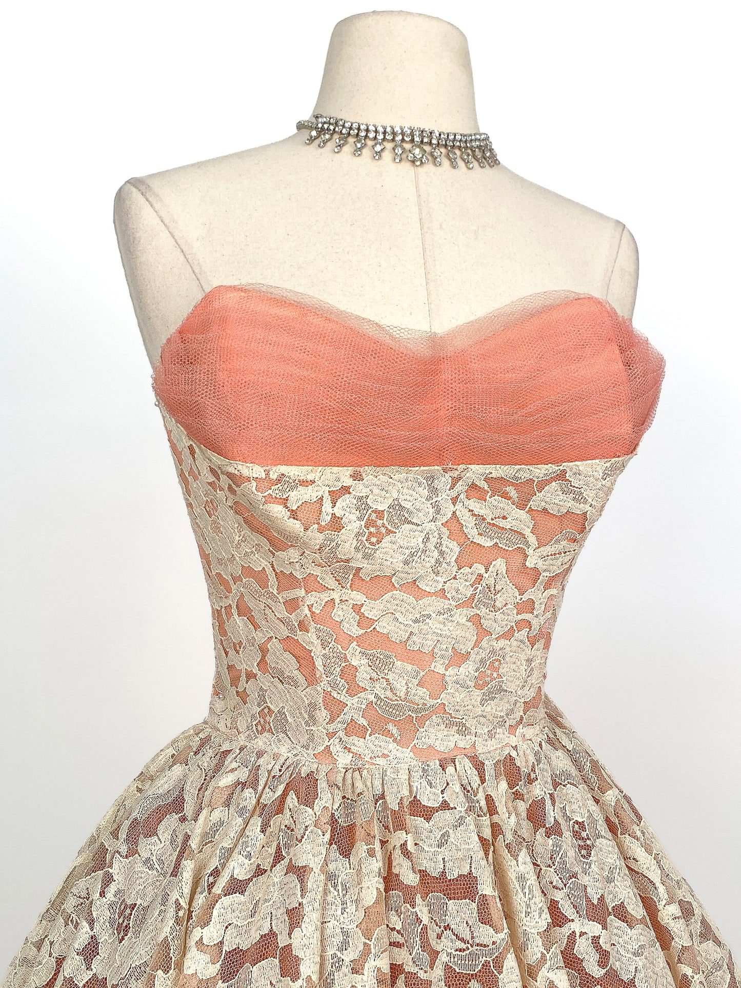 1950s Dreamy Lace & Tulle Party Dress / Waist 24