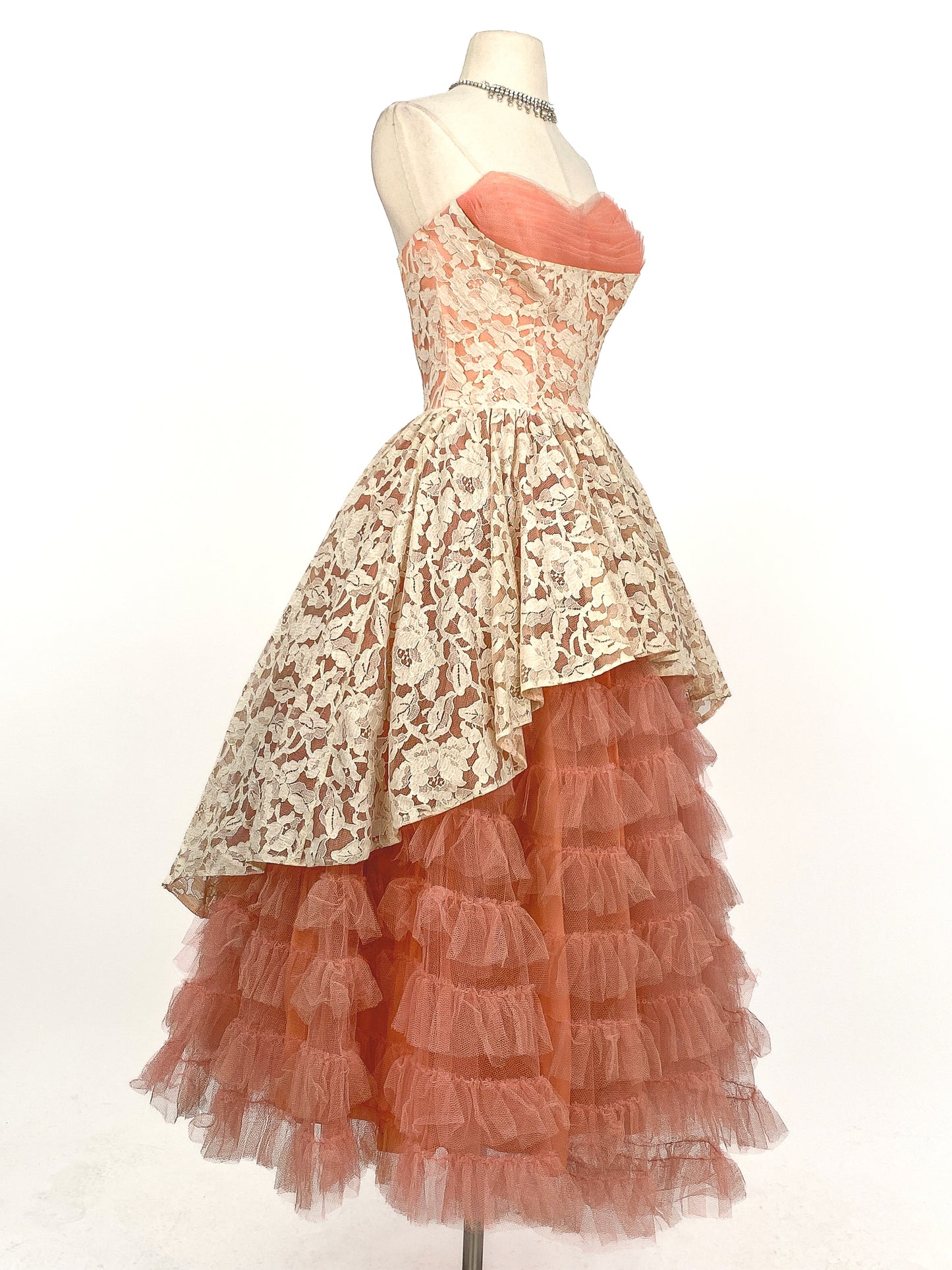 1950s Dreamy Lace & Tulle Party Dress / Waist 24