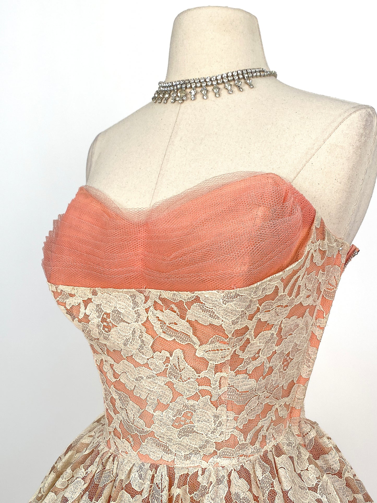 1950s Dreamy Lace & Tulle Party Dress / Waist 24