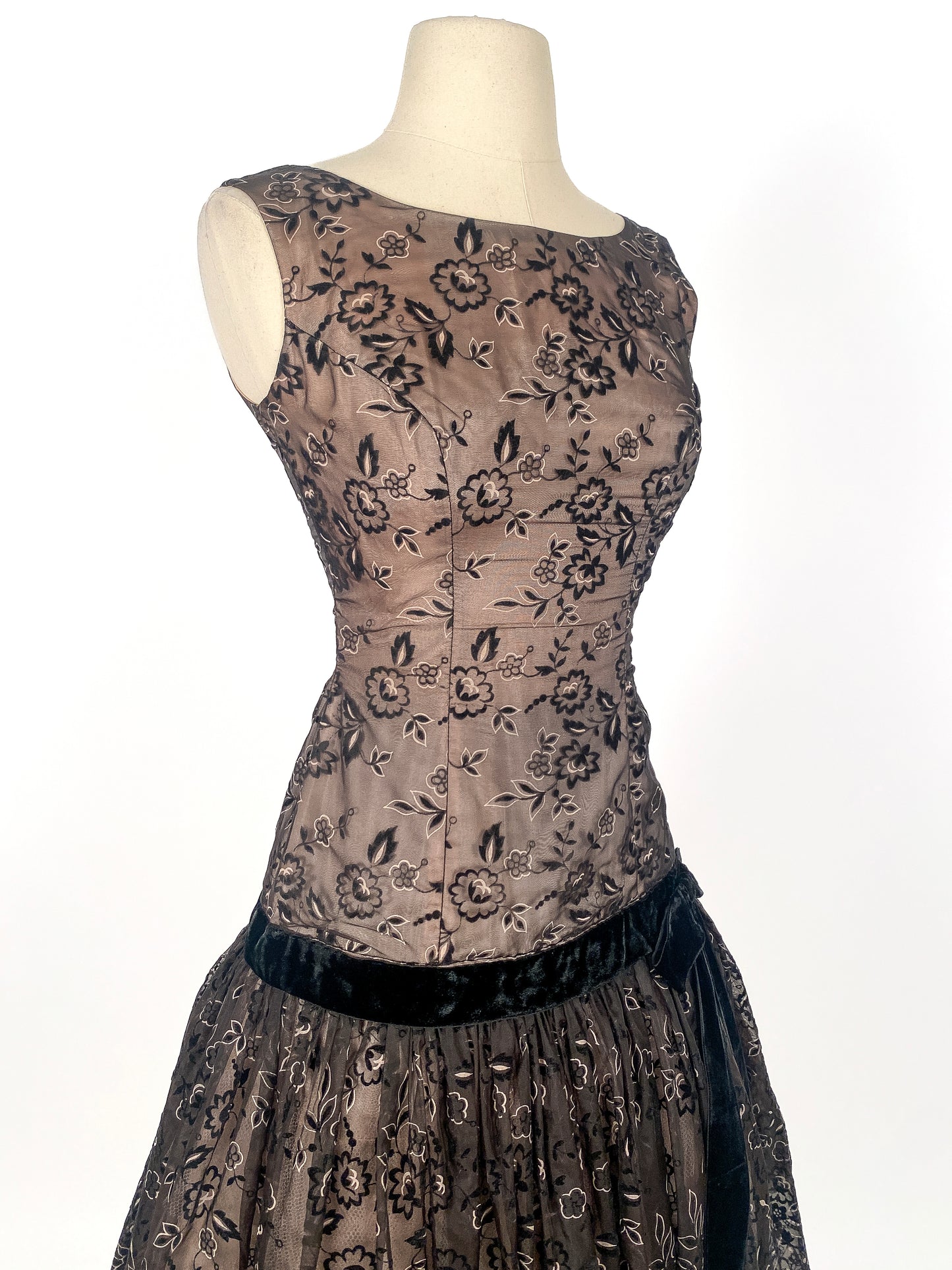 1950s Flocked Floral Party Dress with Drop-Waistline / Waist 24