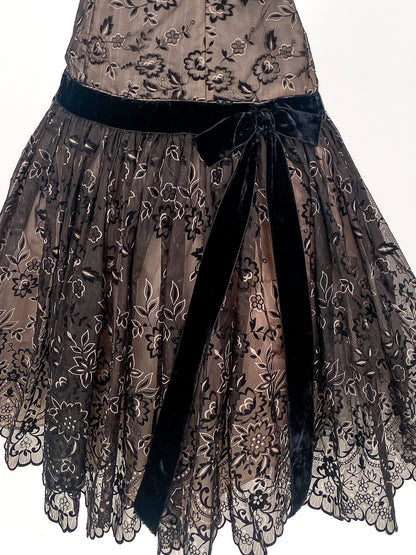 1950s Flocked Floral Party Dress with Drop-Waistline / Waist 24