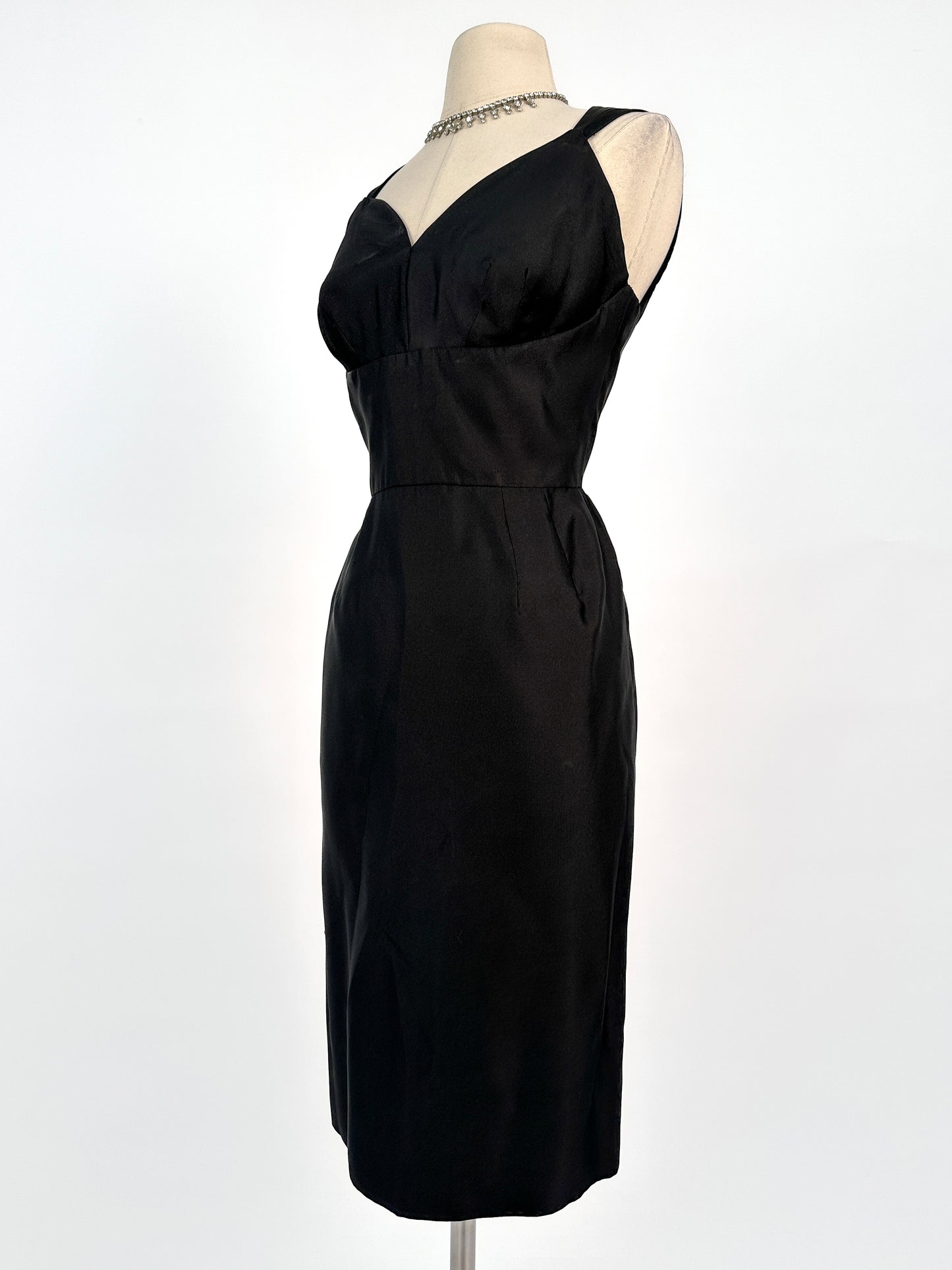 The PERFECT 1960s LBD with Sexy Back Cutouts / Waist 26
