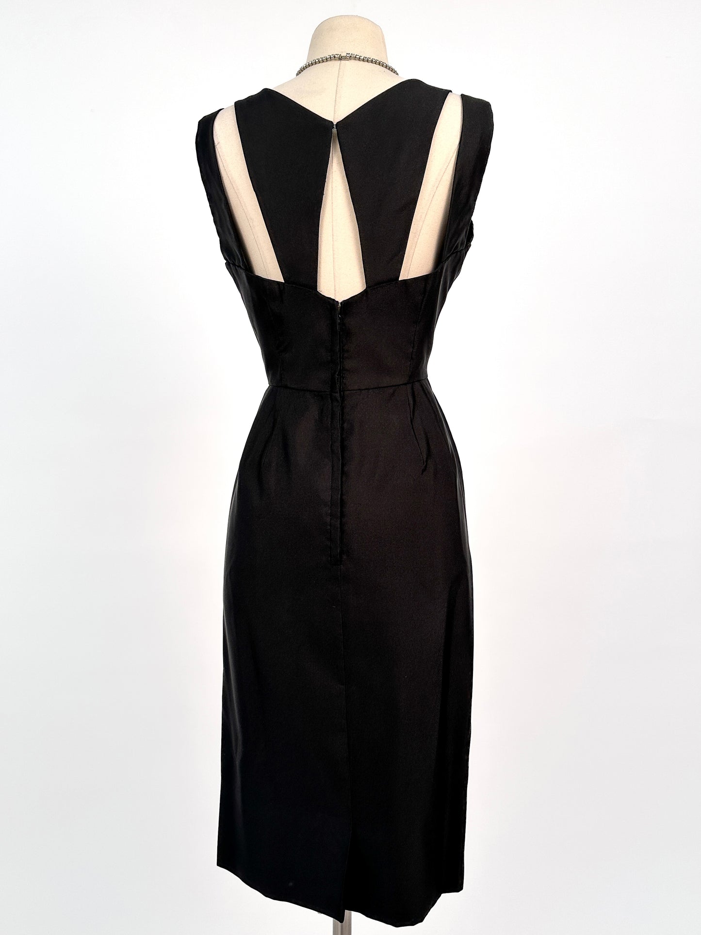 The PERFECT 1960s LBD with Sexy Back Cutouts / Waist 26