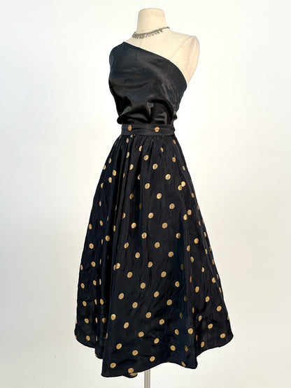 1940-50s Black Jacquard Polka Dot Circle Skirt / Waist 26