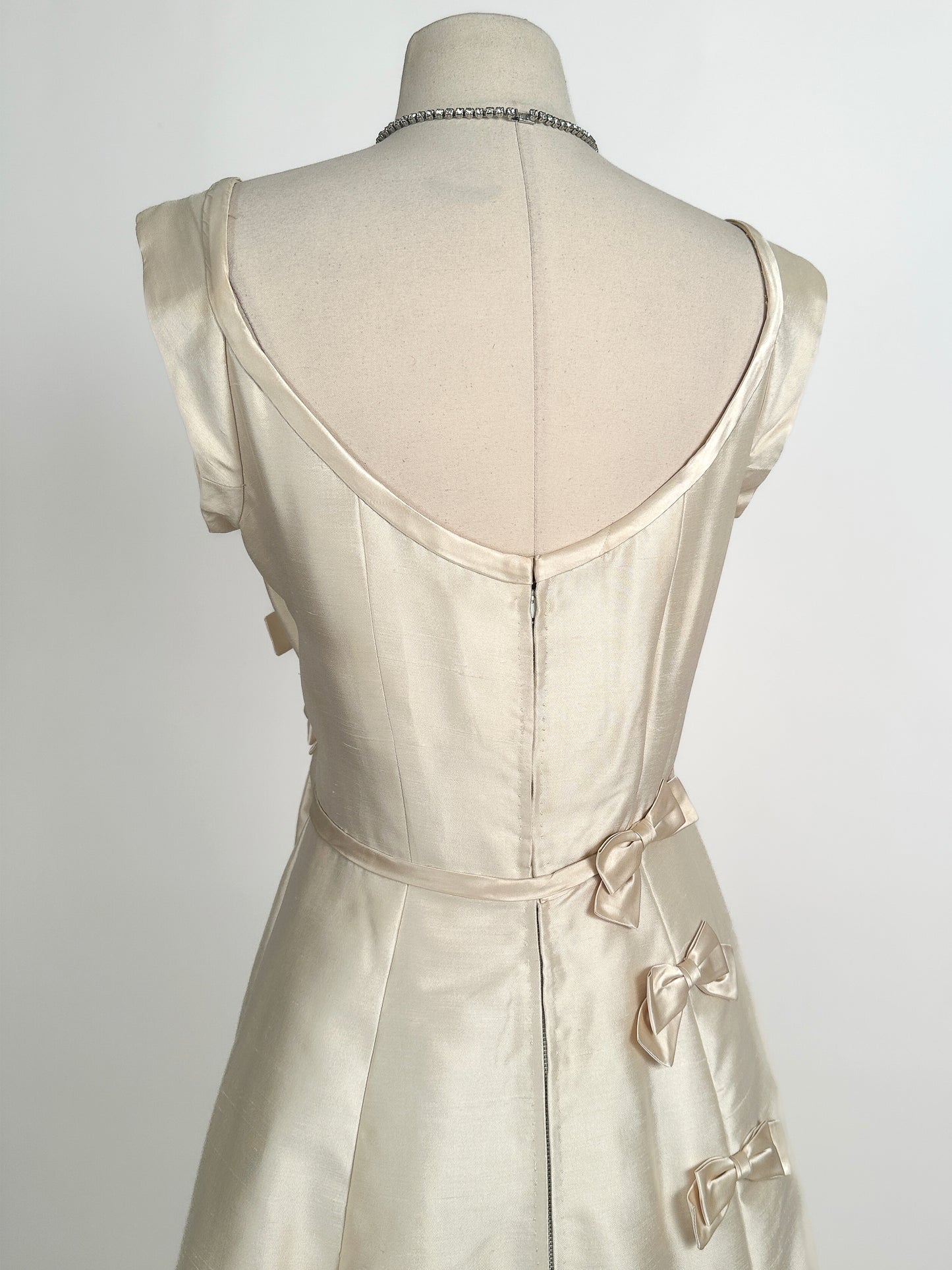 1960s Silk Shantung Wedding Dress Adorned with Bow / Waist 28