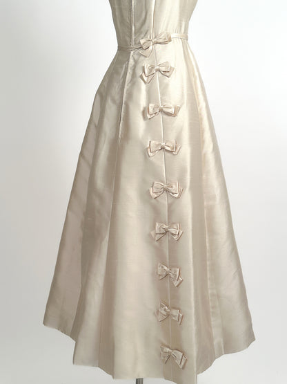 1960s Silk Shantung Wedding Dress Adorned with Bow / Waist 28