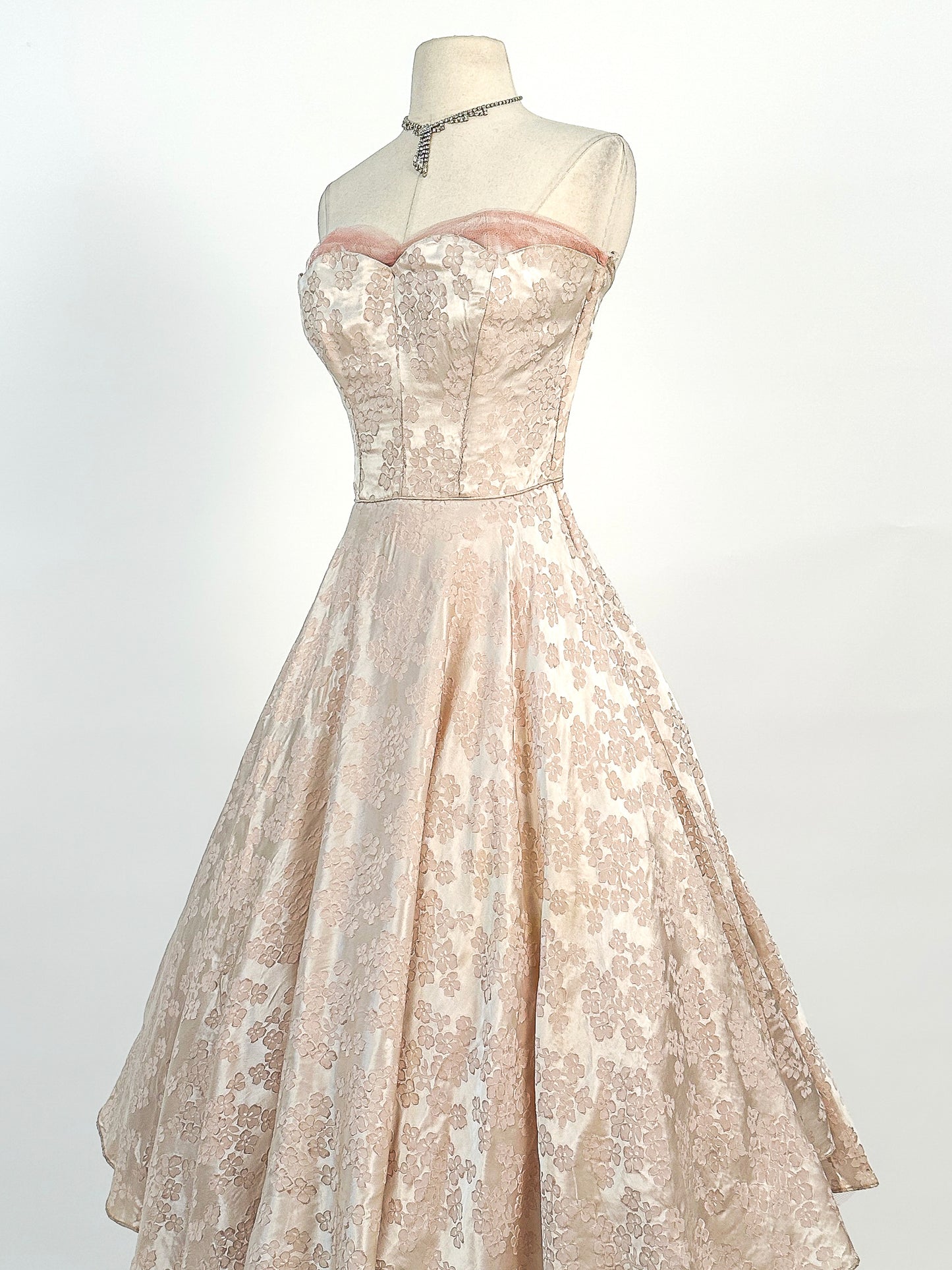1950s Embossed Satin and Tulle Party Dress / Waist 26