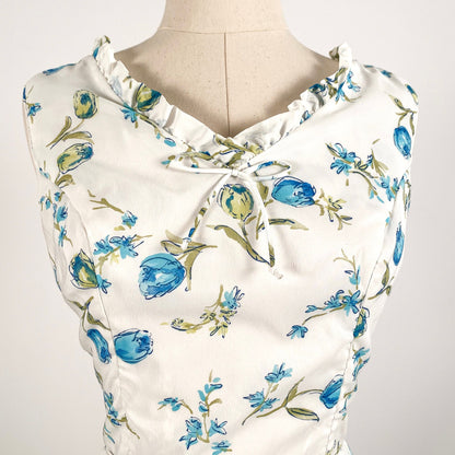 1950s White Tulip Fit and Flare / Waist 26