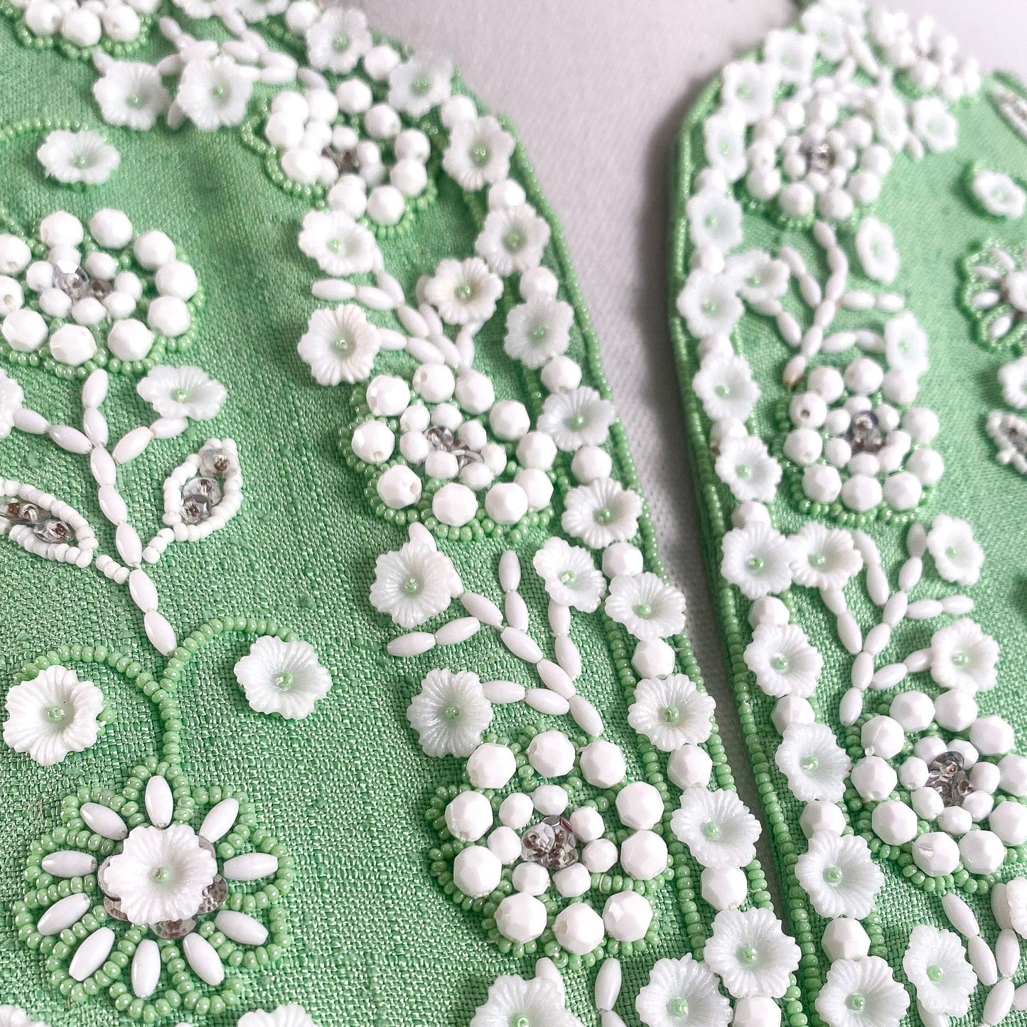 1960s Green Linen Beaded Dress with Glass Beads / Waist 34