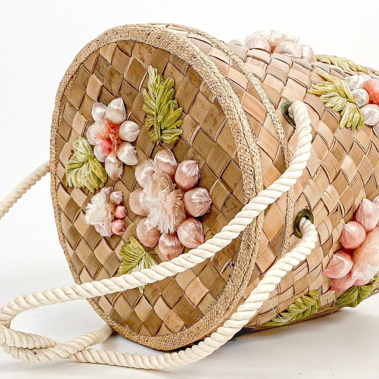1960s Straw Basket Handbag or Picnic Basket