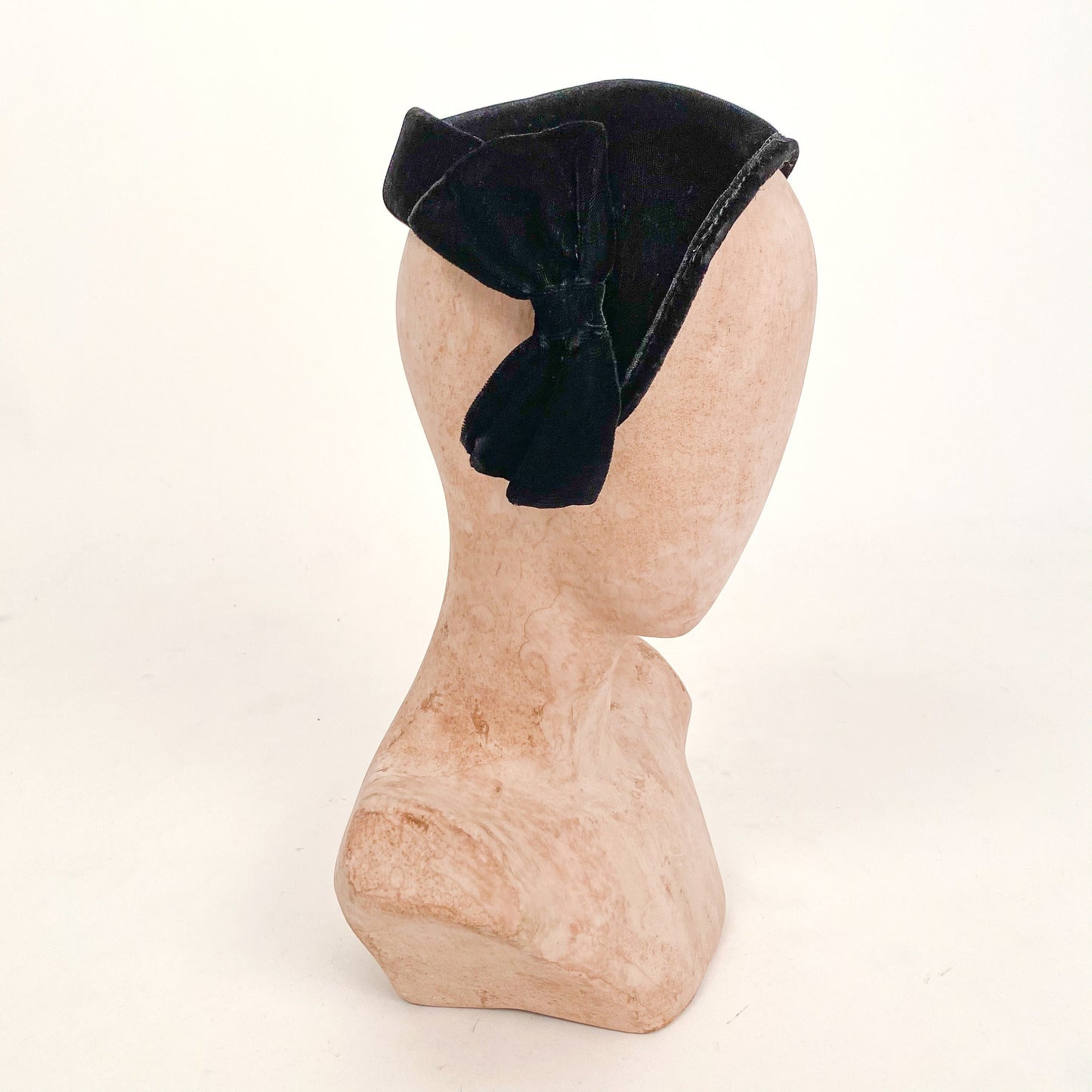 1950s Black Velvet Fascinator with Bow
