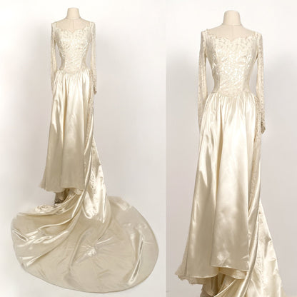 1940 Candlelight Satin Wedding Gown with Lace Bodice & Side Panels / Waist 28