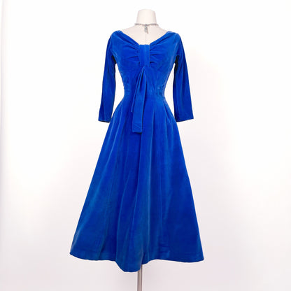 1950s Striking Blue Velvet Dress by Suzy Perette / Waist 24